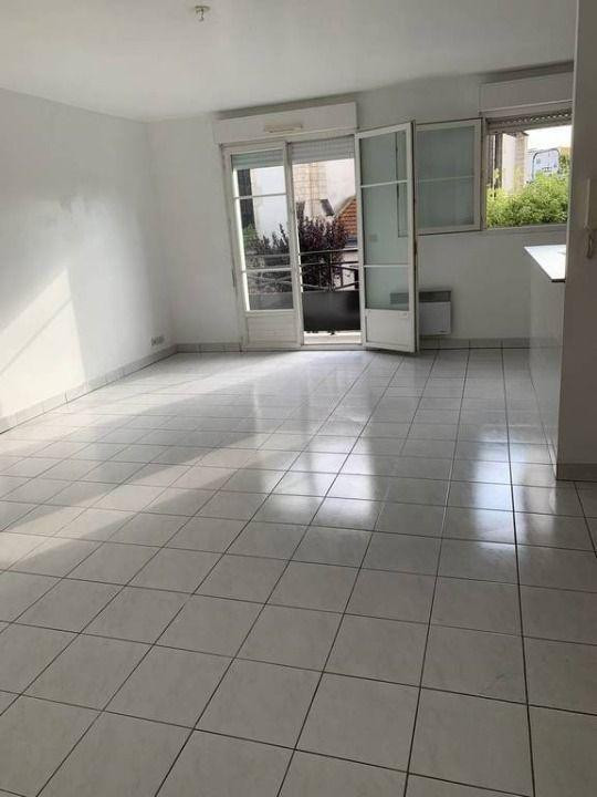 
                                                Location
                                                 F2 de 44m2 avec parking à Neuilly-Plaisance