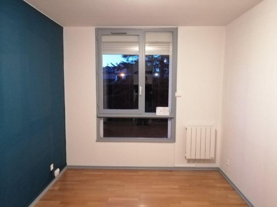 
                                                Location
                                                 F2 de 70m²- Roanne