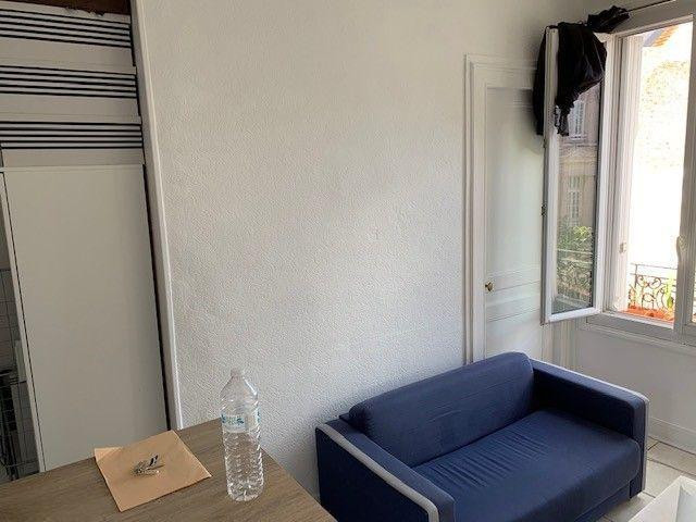 
                                                Location
                                                 F2 entièrement meublé secteur Coty