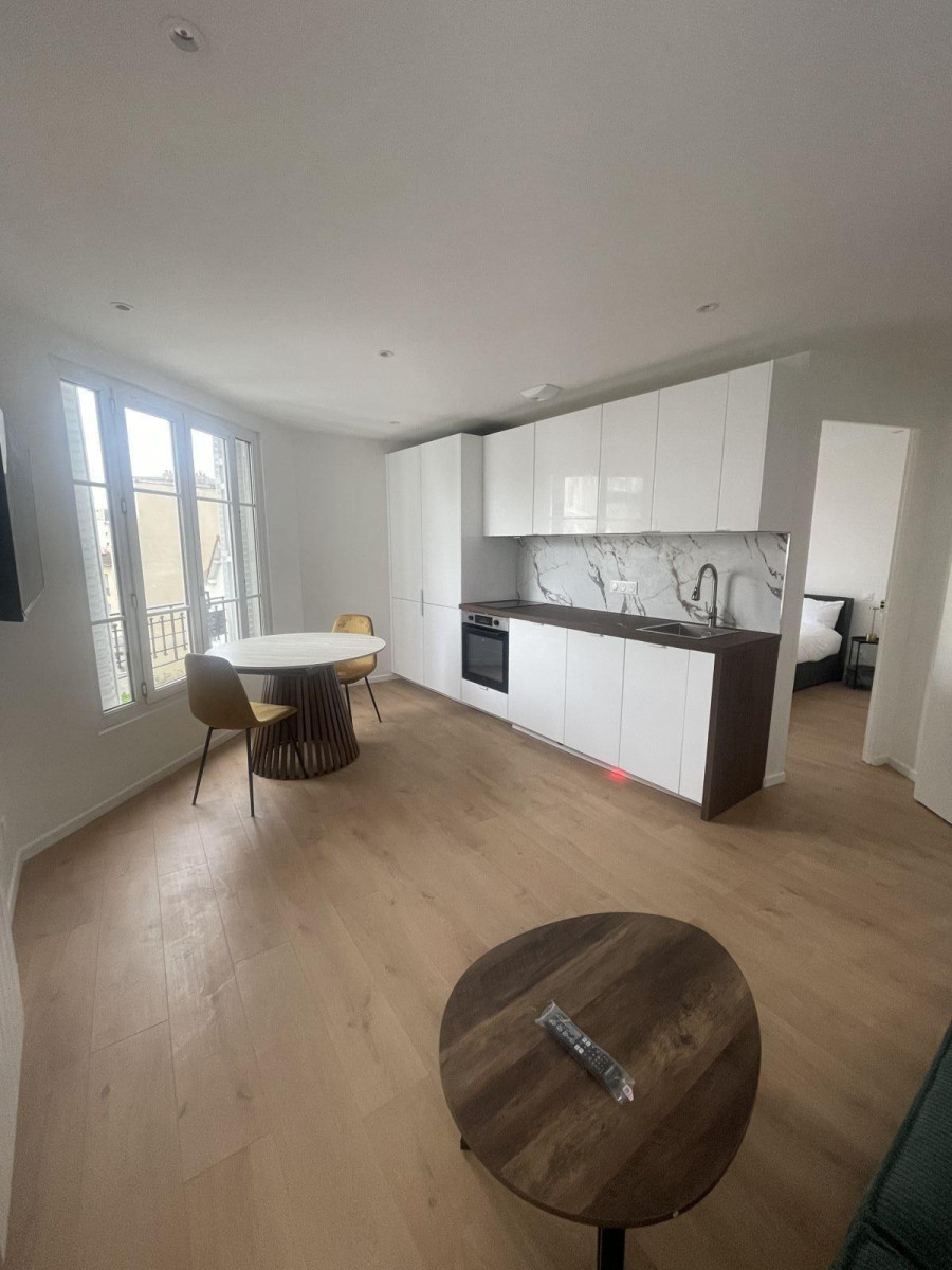 
                                                Location
                                                 F2 meuble