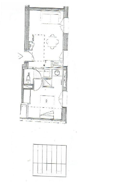 
                                                Location
                                                 F2 meublé centre ville proche banque de France