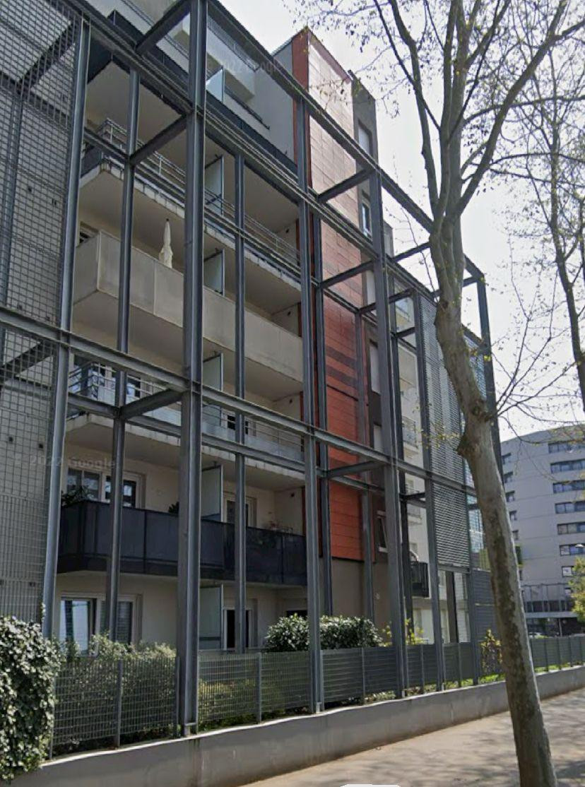 
                                                Location
                                                 F2 meublé rés. senior ou personnel médical