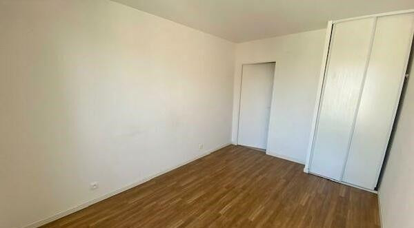 
                                                Location
                                                 F2 Neuf 43,23m²