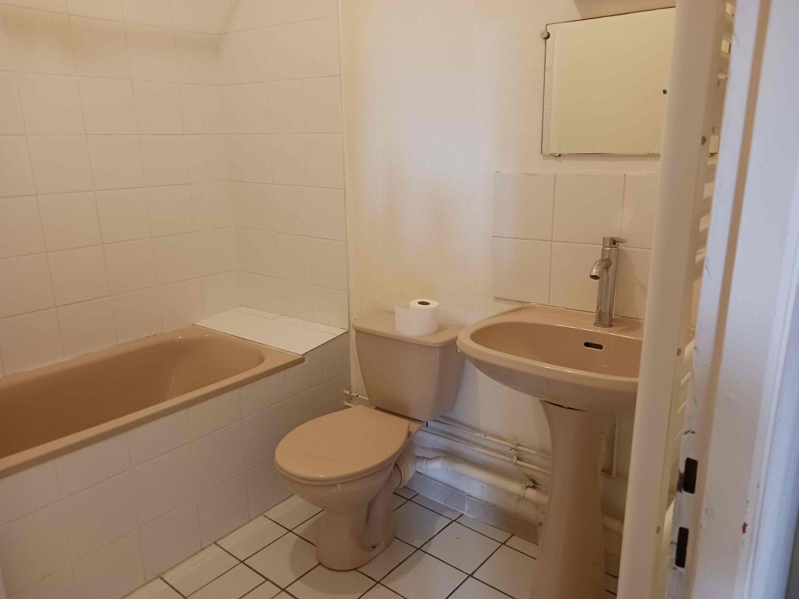 
                                                Location
                                                 F2 Part Dieu Villette