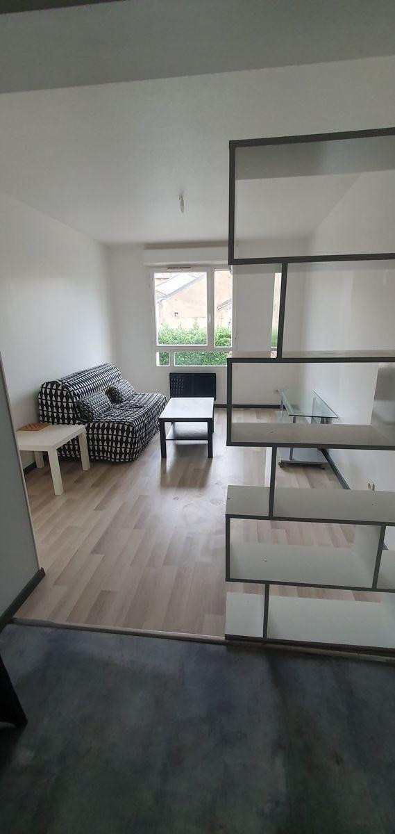 
                                                Location
                                                 F2 RDC avec parking privé av. Général Leclerc