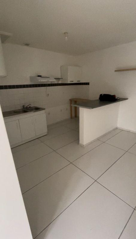
                                                Location
                                                 F2 rue René à 10min de la Doua