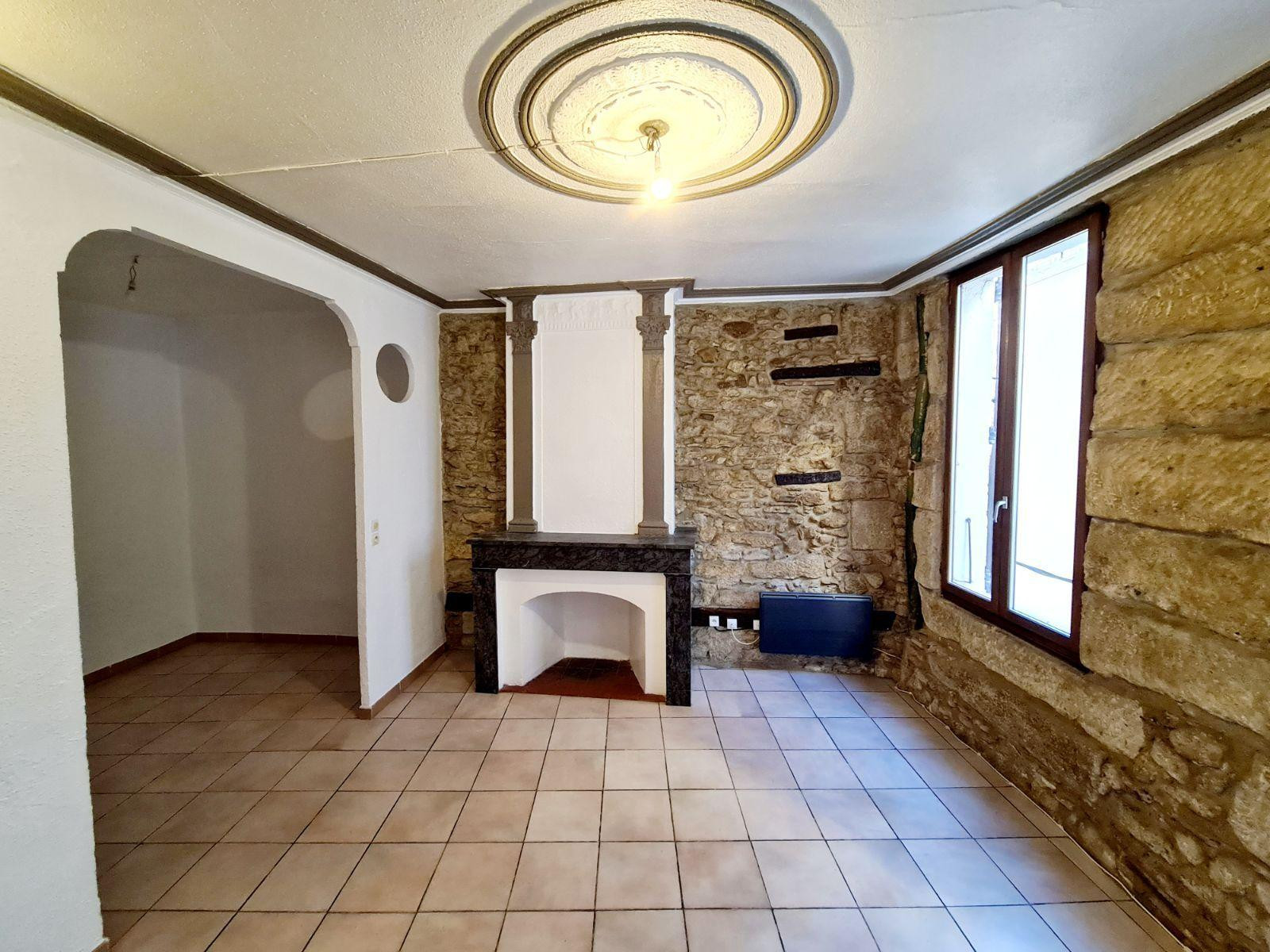 
                                                Location
                                                 F2 Saint Cyr 45m²