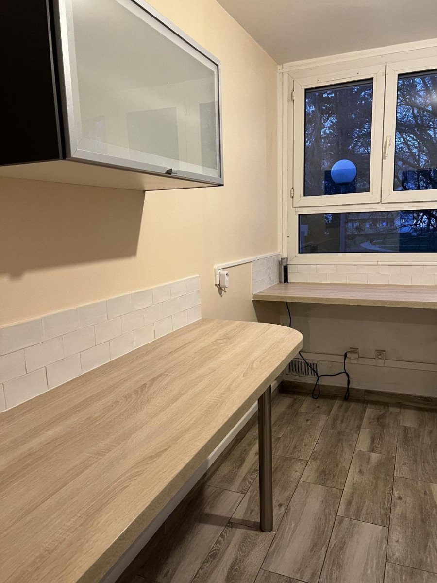 
                                                Location
                                                 F2 totalement rénové de 54m2