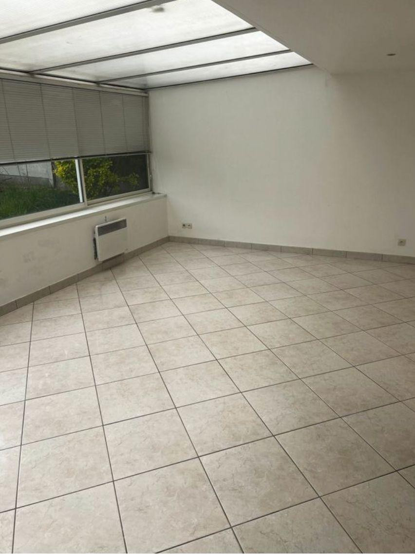 
                                                Location
                                                 F2 Villeparisis 63m2