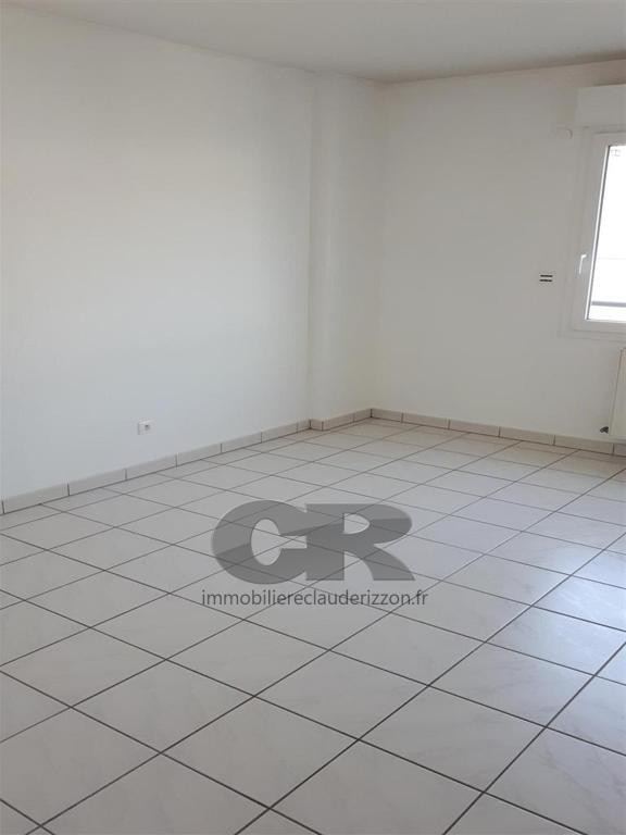 
                                                Location
                                                 f3 avec terrasse garage cellier - parc paul verlaine