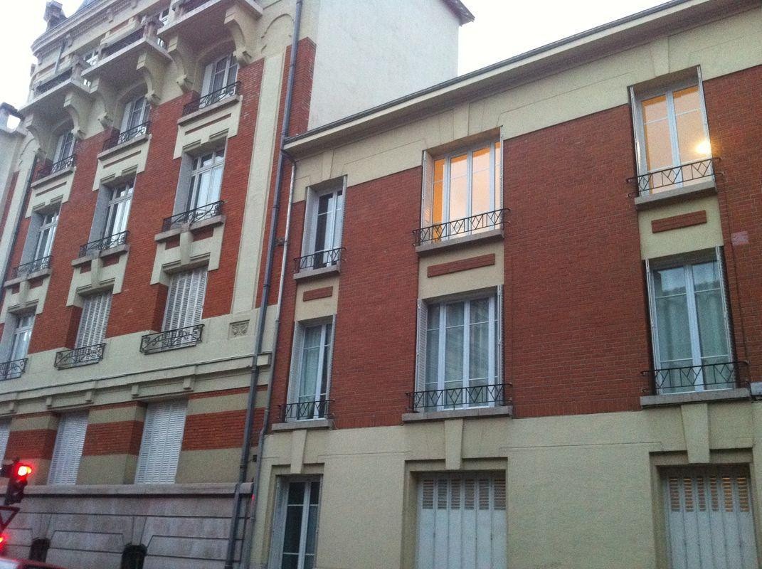 
                                                Location
                                                 F3 Centre Ville Parking, cave et grenier