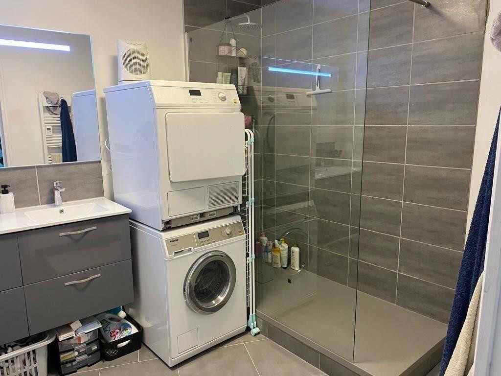 
                                                Location
                                                 F3 de 76 m² maison d’architecte Terrasse et jardin