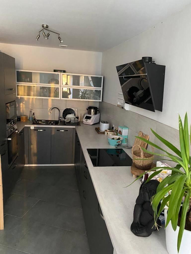
                                                Location
                                                 F3 de 76 m² maison d’architecte Terrasse et jardin