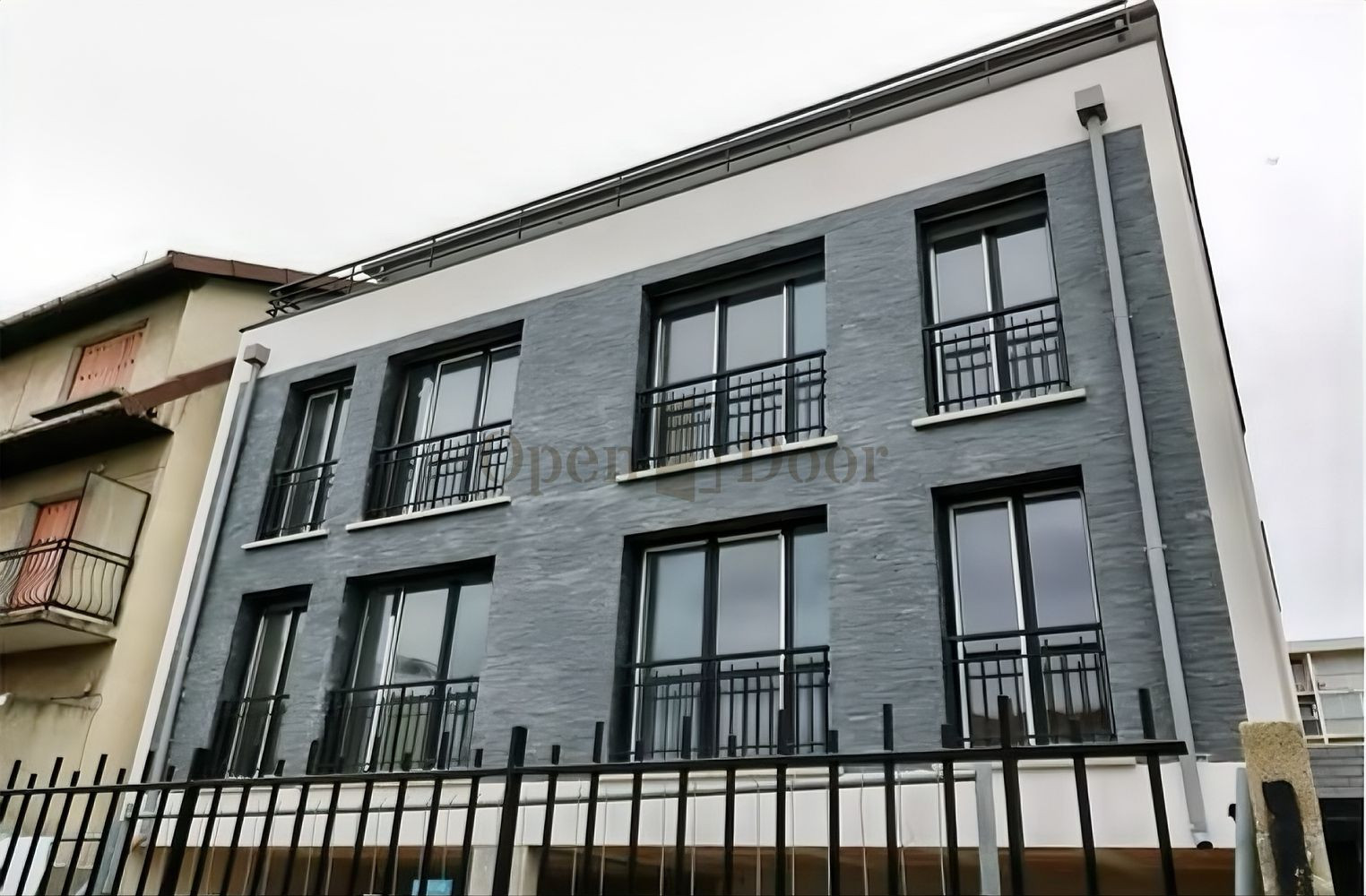 
                                                Location
                                                 F3 - Les Pavillons-sous-Bois