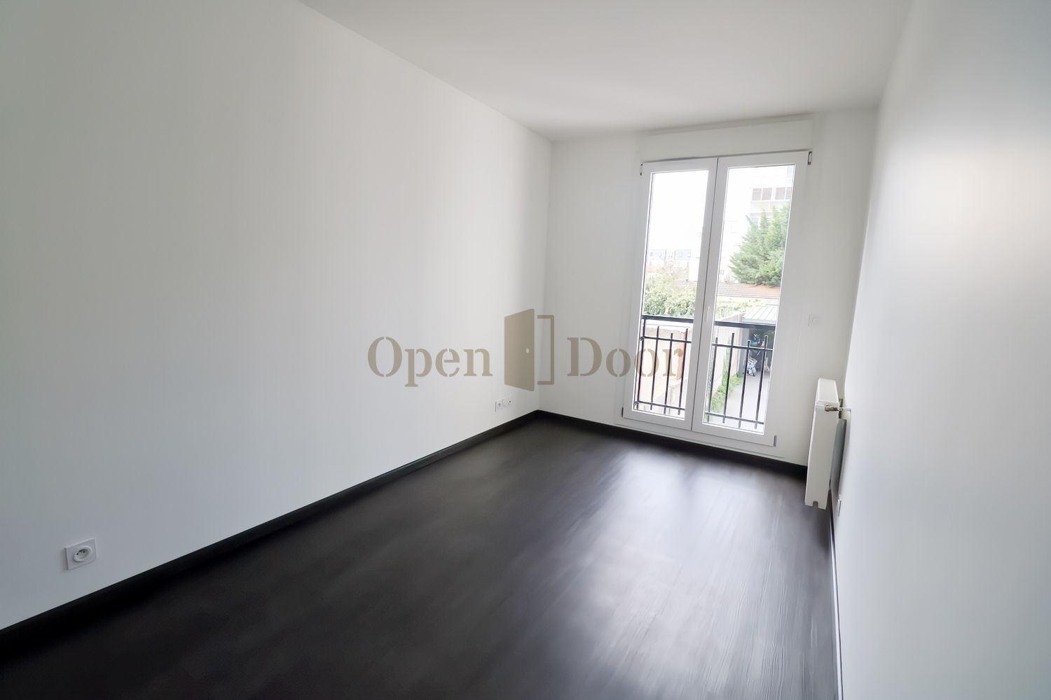 
                                                Location
                                                 F3 - Les Pavillons-sous-Bois