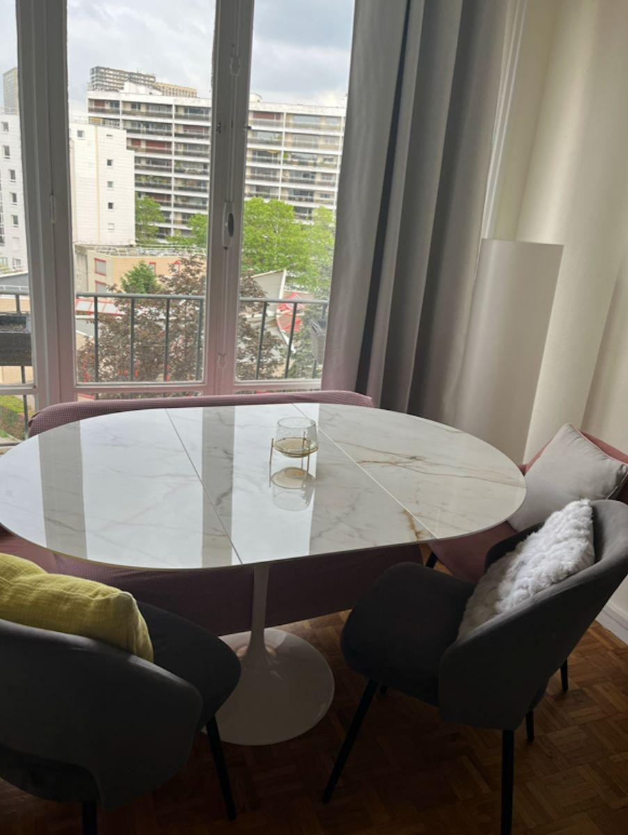 
                                                Location
                                                 F3 meublé à Paris 16