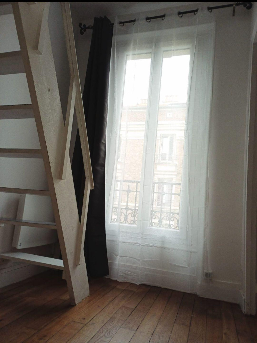 
                                                Location
                                                 F3 Meublé Vitry-sur-Seine à 15mn de Paris RER C