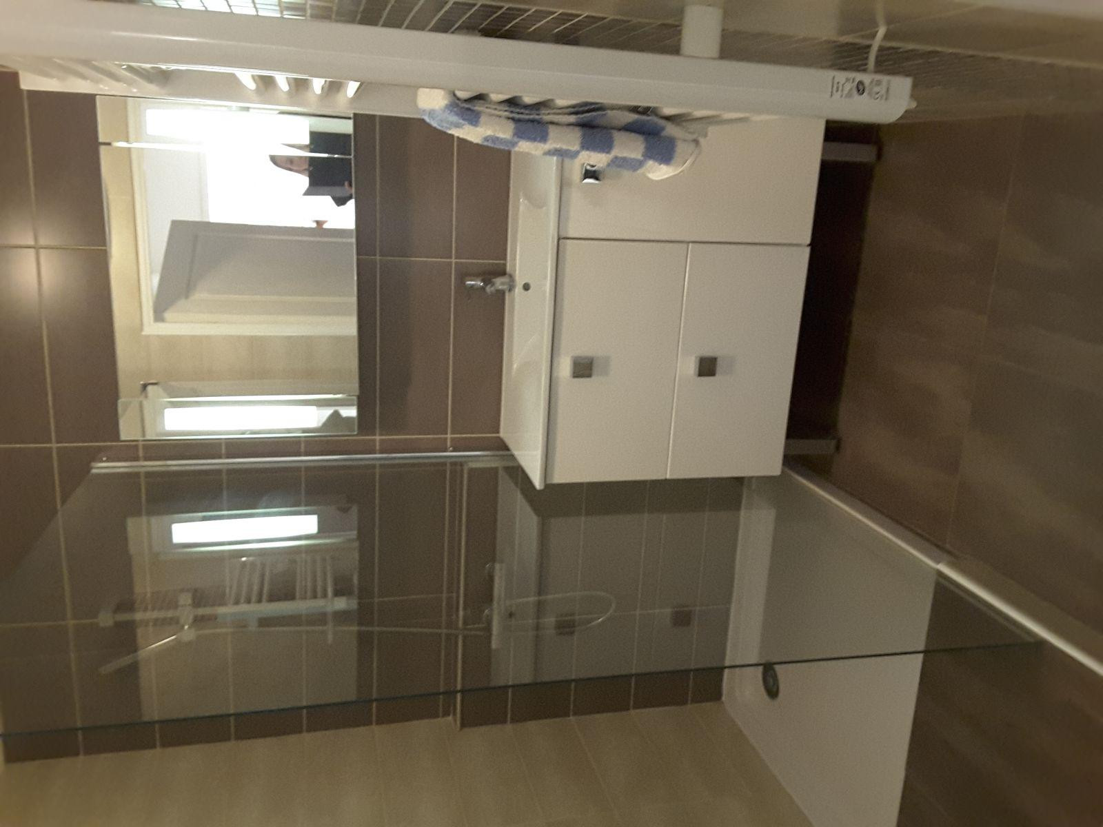 
                                                Location
                                                 F3 spacieux et lumineux