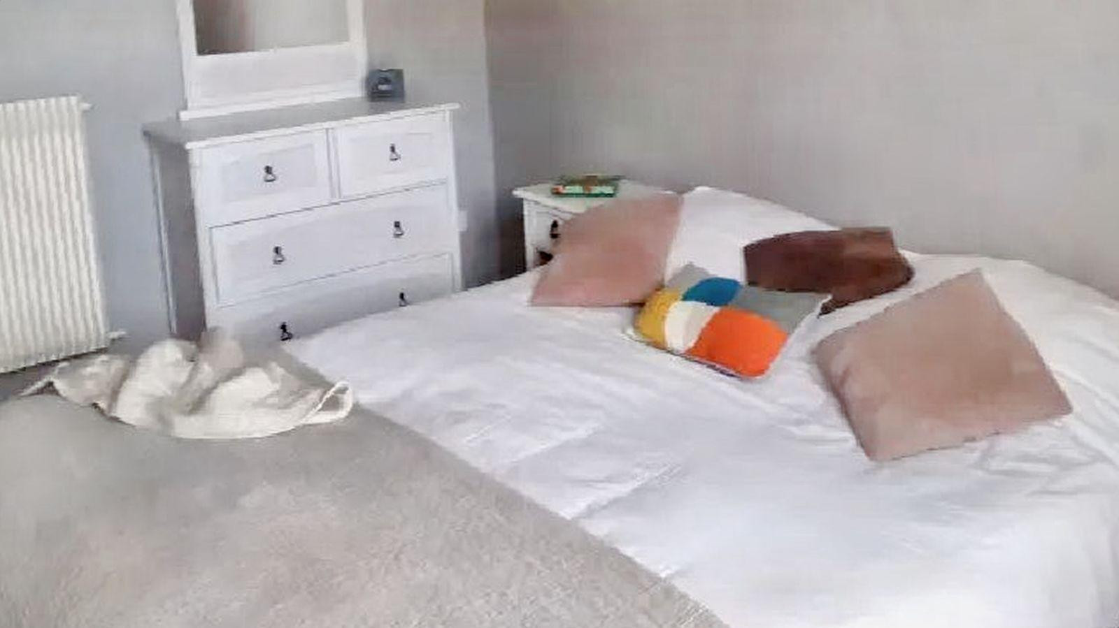 
                                                Location
                                                 F3 très spacieux et lumineux