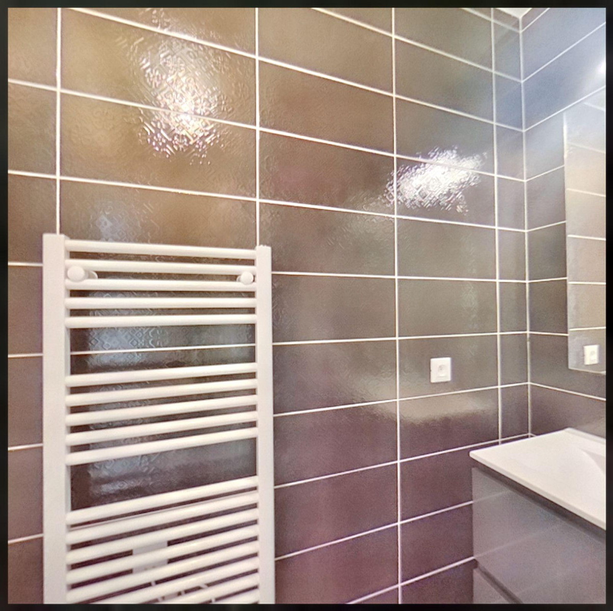 
                                                Location
                                                 F4 avec vue panoramique sur la Défense