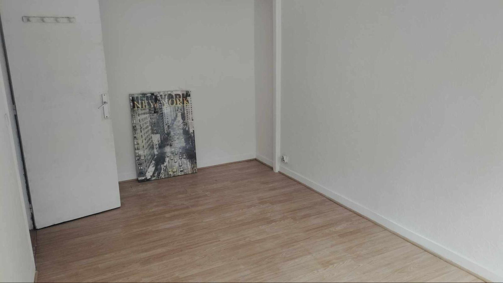 
                                                Location
                                                 F4 Bis 65 m² avec Cuisine et WC séparés 1er étage