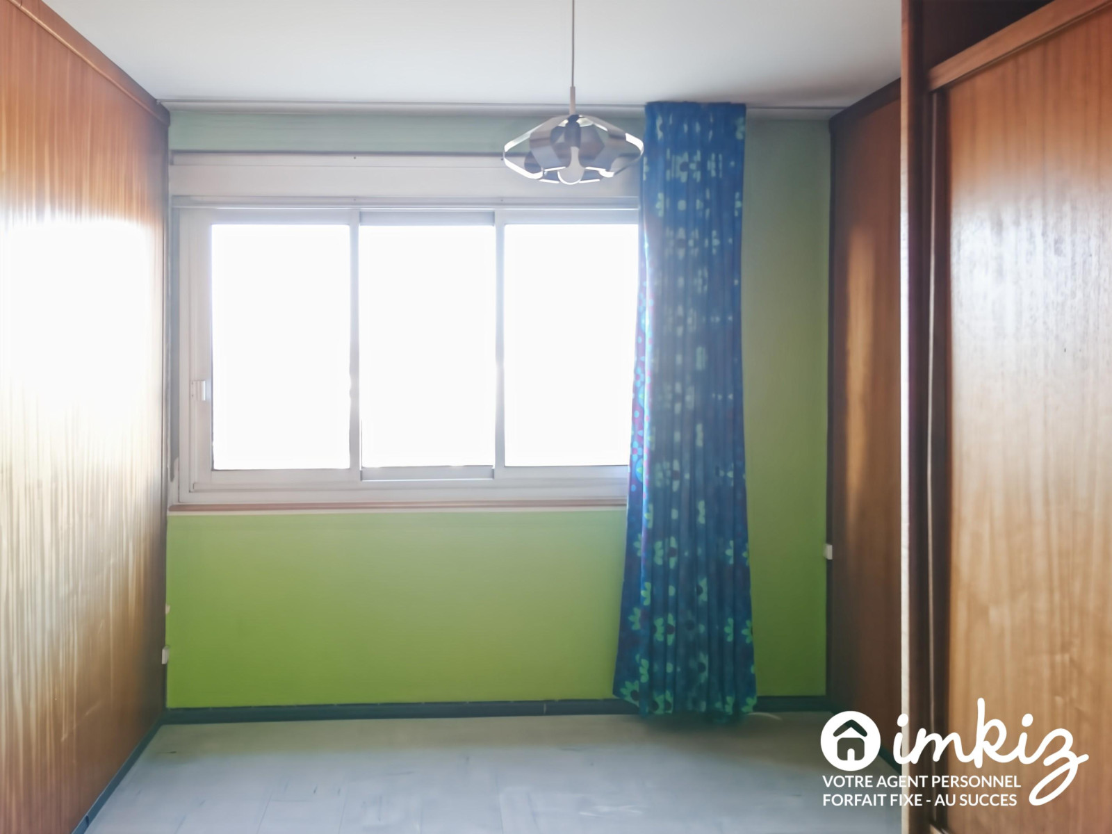 
                                                Vente
                                                 F4-F5 très beau potentiel 88 m² vue d'exception
