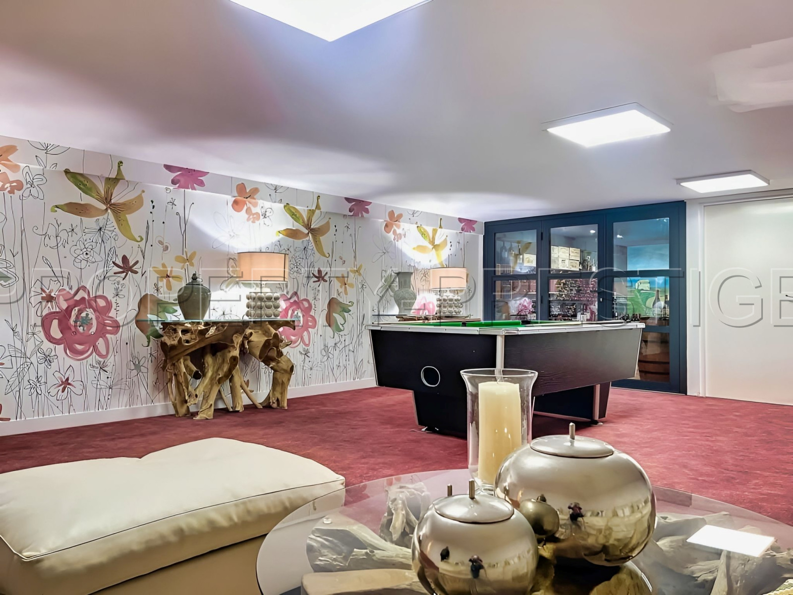
                                                Vente
                                                 FACE A L'OCEAN VILLA D'ARCHITECTE D'EXCEPTION