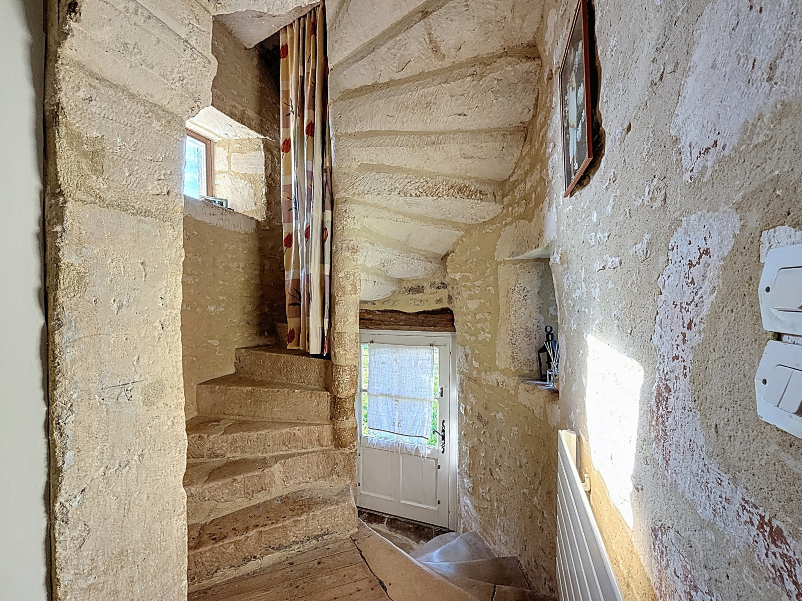 
                                                Vente
                                                 FALAISE - ancien moulin - 175m2 entièrement rénové