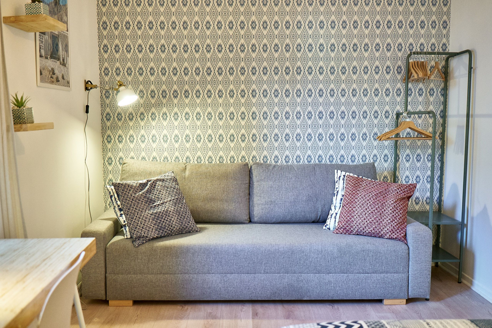 
                                                Location
                                                 Fantastic apartement terrace Gratte Ciel (loyer tout inclus)