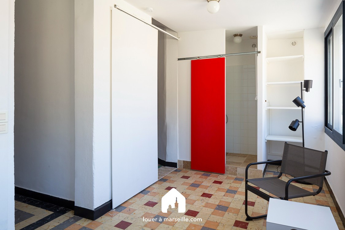 
                                                Location
                                                 Feel Goudes