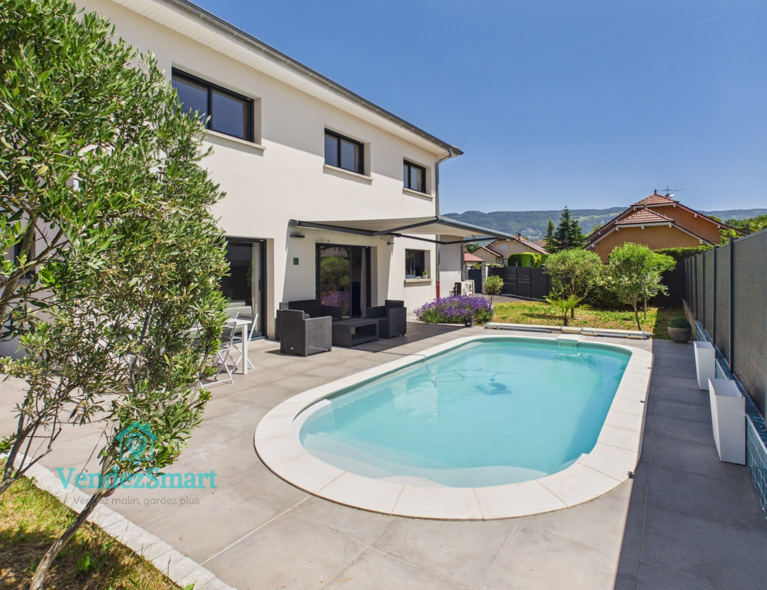 
                                                Vente
                                                 Feigères (74160) – Maison contemporaine 5 pièces | 150 m² | Piscine | DPE A