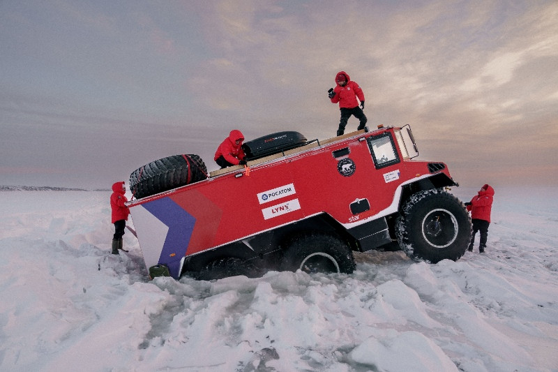 
                                                Vente
                                                 Ferme arctique avec Burlak