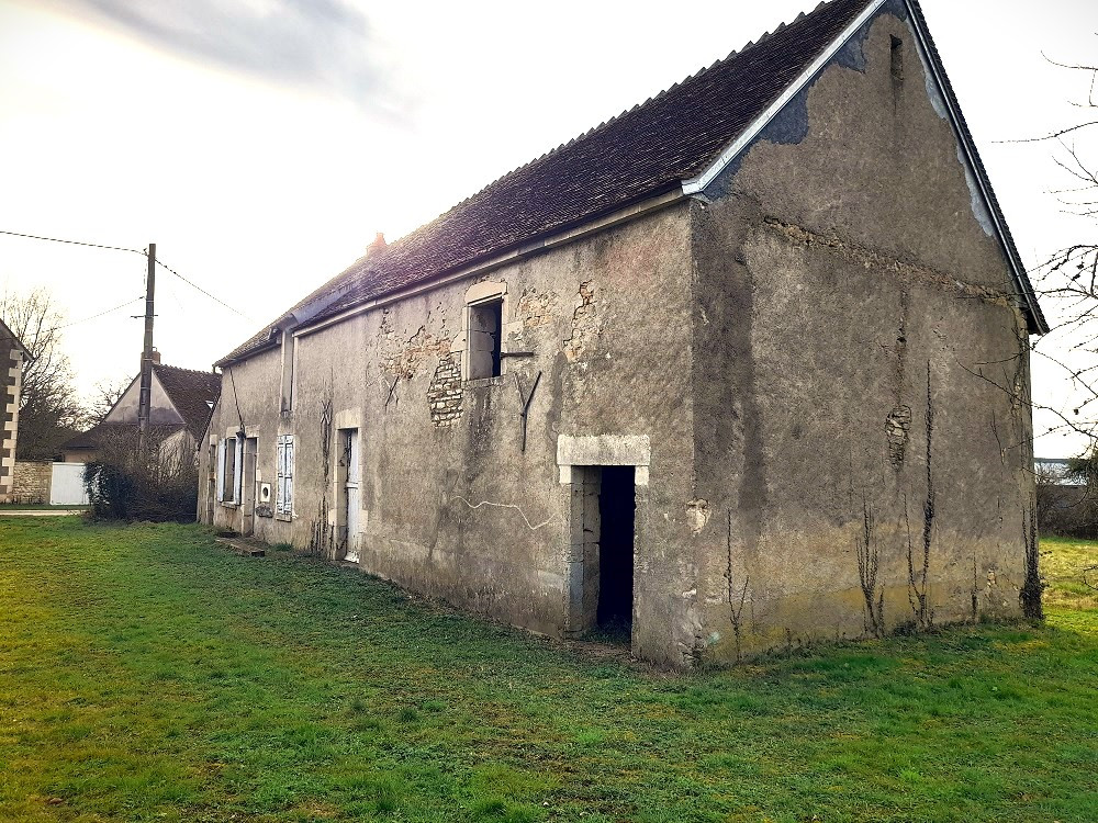 
                                                Vente
                                                 Ferme mitoyenne sur 1.500m² avec vue !