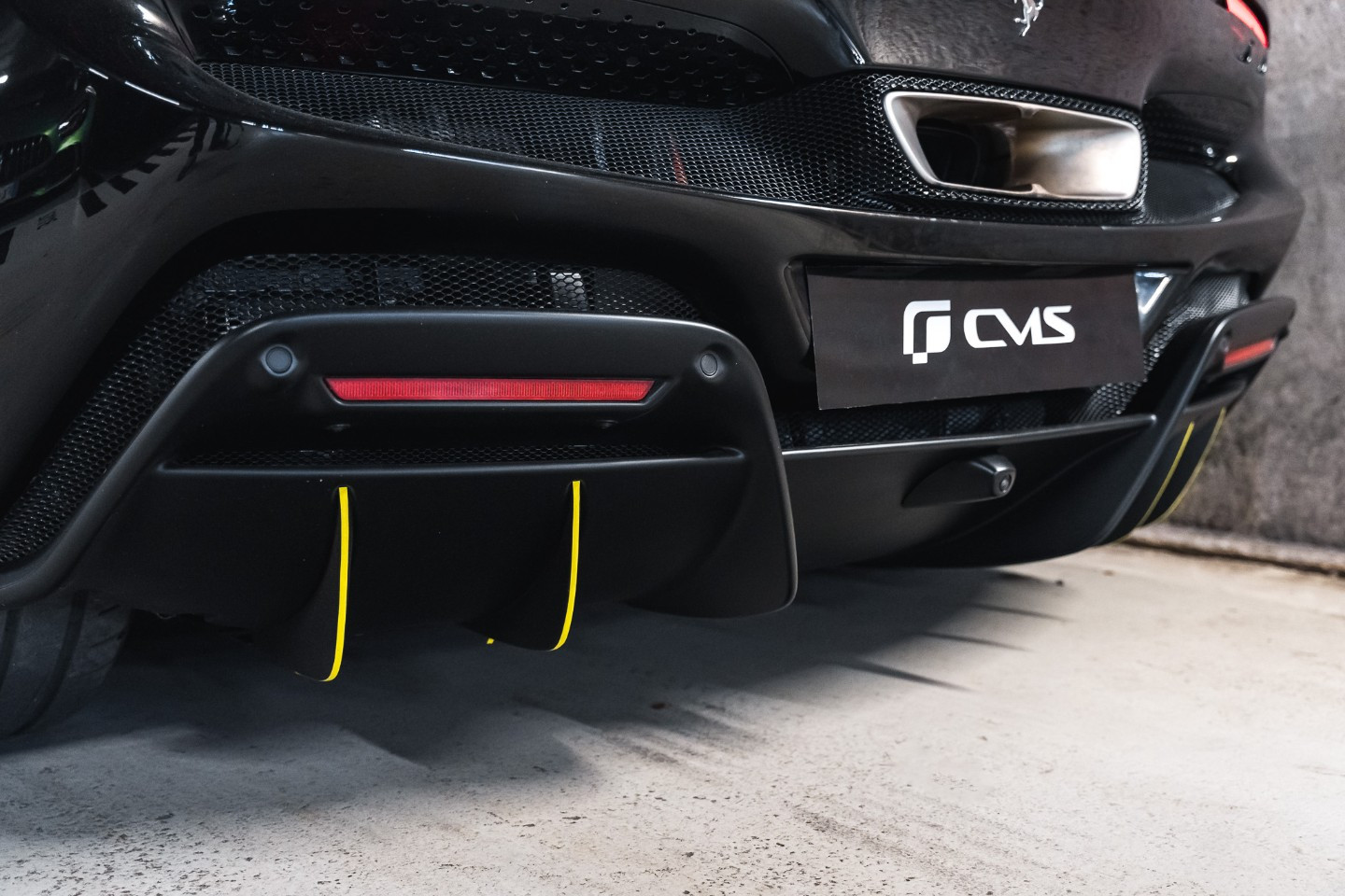 
                                                Voiture
                                                 Ferrari 296 GTB1