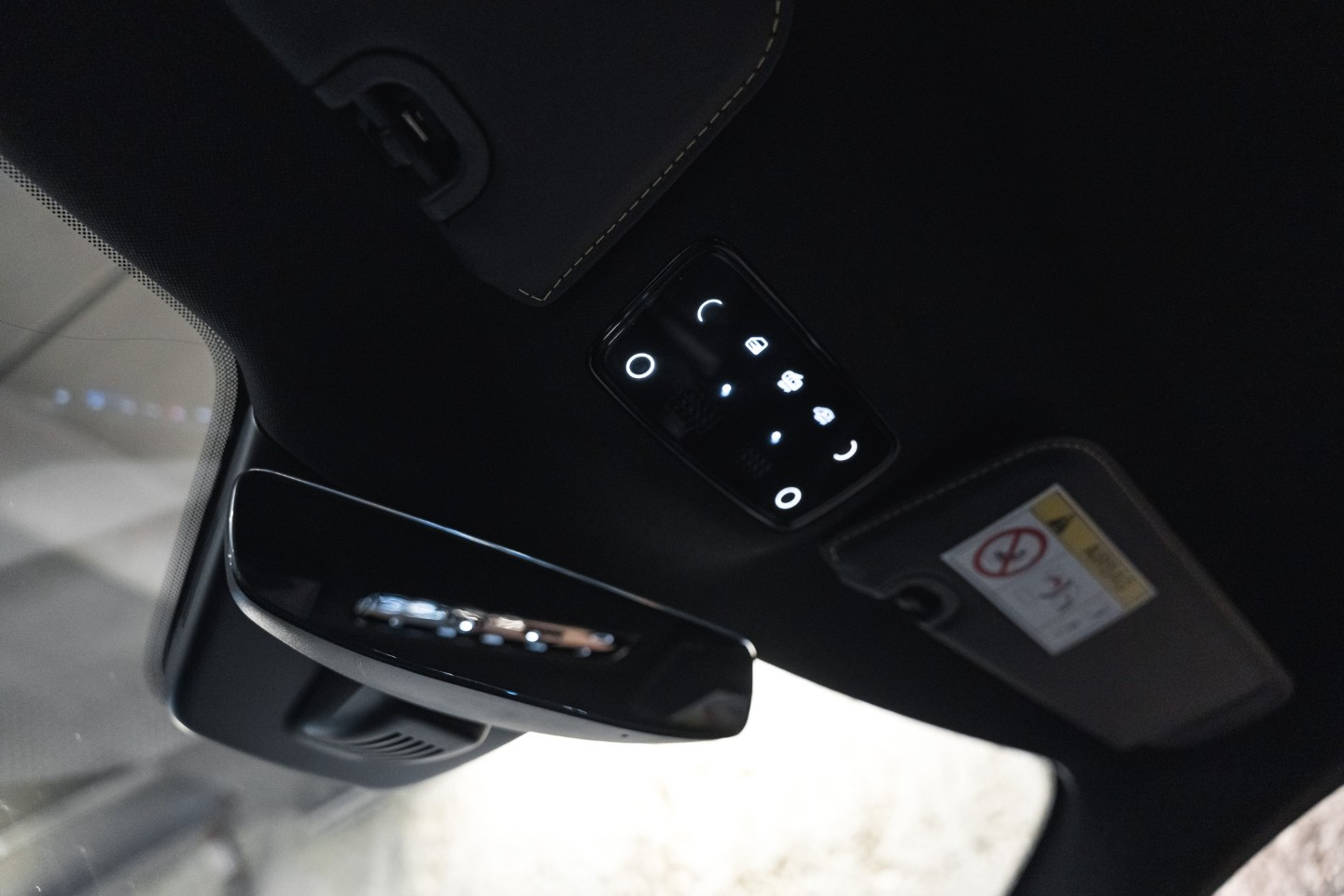 
                                                Voiture
                                                 Ferrari 296 GTB1