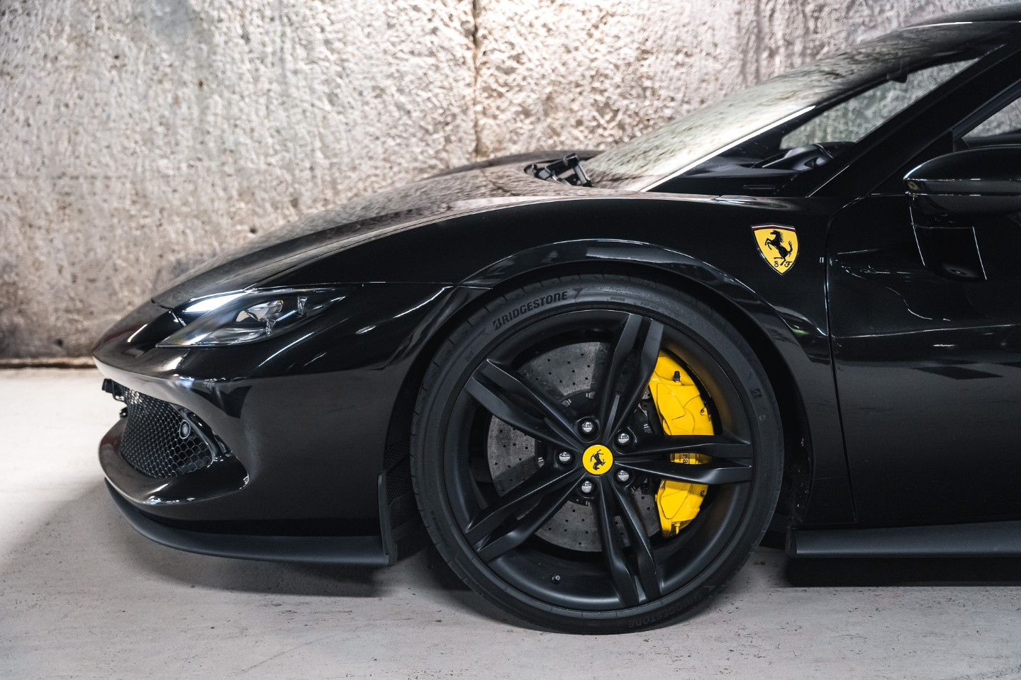 
                                                Voiture
                                                 Ferrari 296 GTB