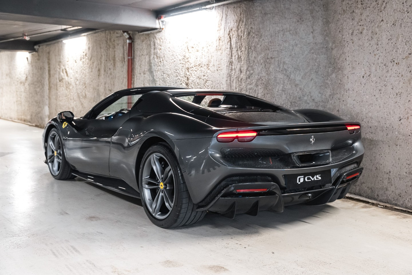 
                                                Voiture
                                                 Ferrari 296 GTS V6 3.0 830