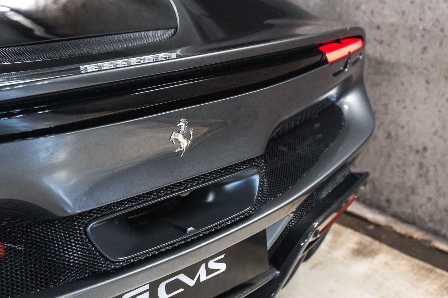 
                                                Voiture
                                                 Ferrari 296 GTS V6 3.0 830
