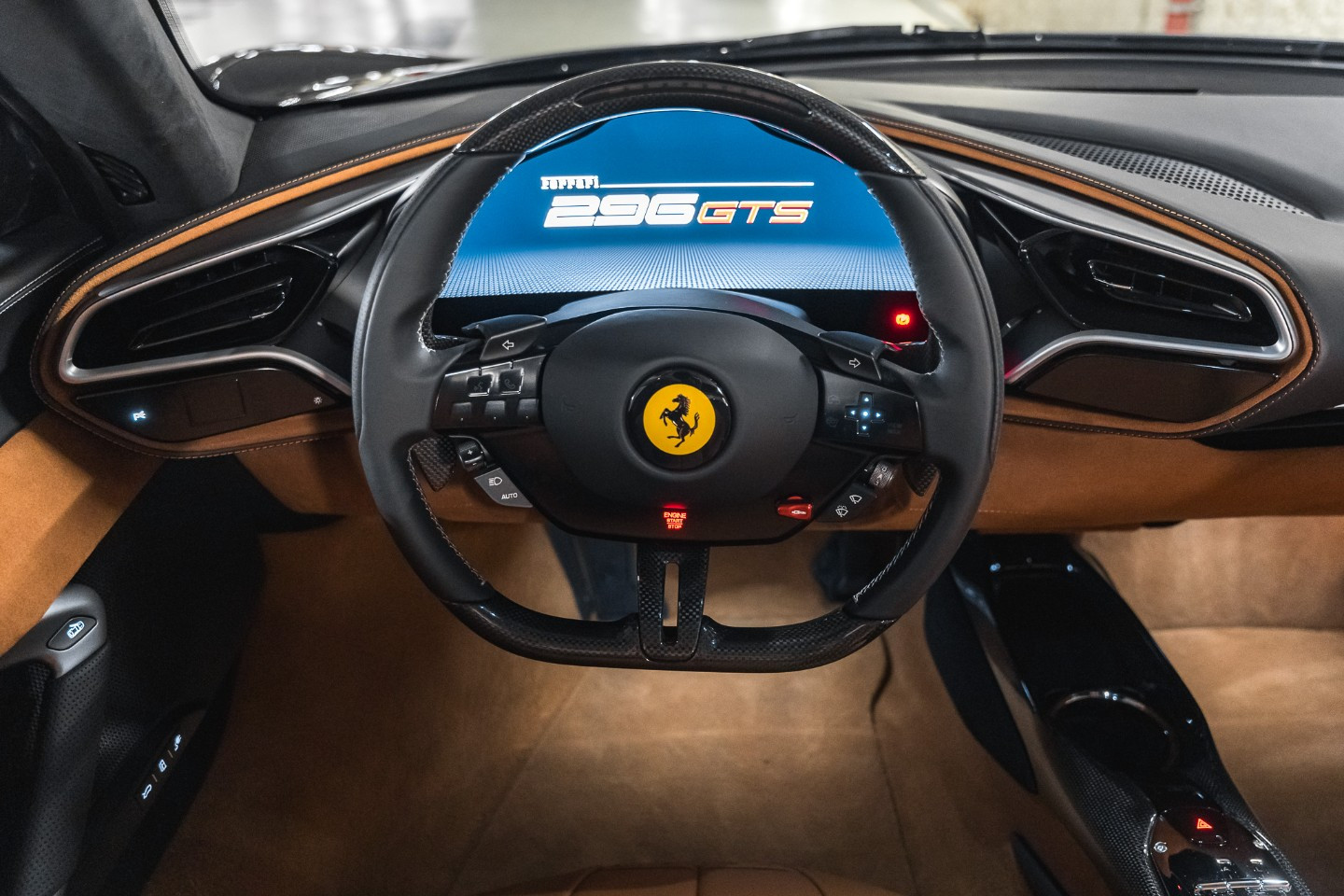 
                                                Voiture
                                                 Ferrari 296 GTS V6 3.0 830