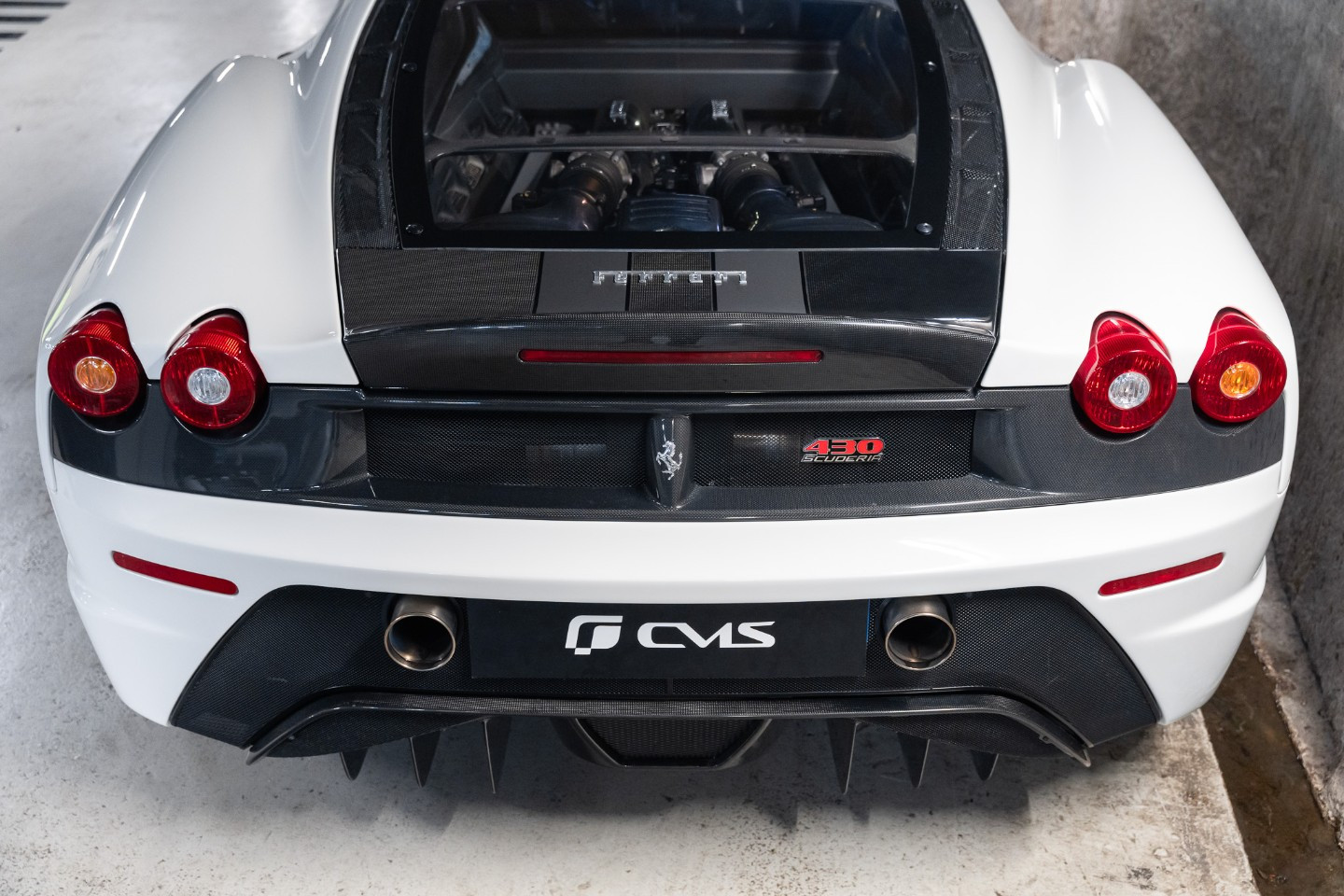 
                                                Voiture
                                                 Ferrari 430 Scuderia V8 4.3 510