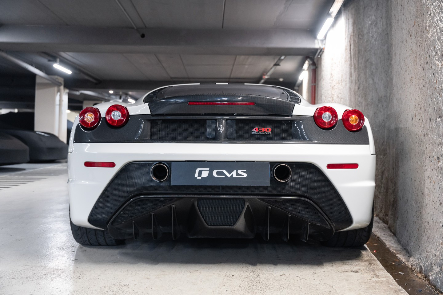 
                                                Voiture
                                                 Ferrari 430 Scuderia V8 4.3 510