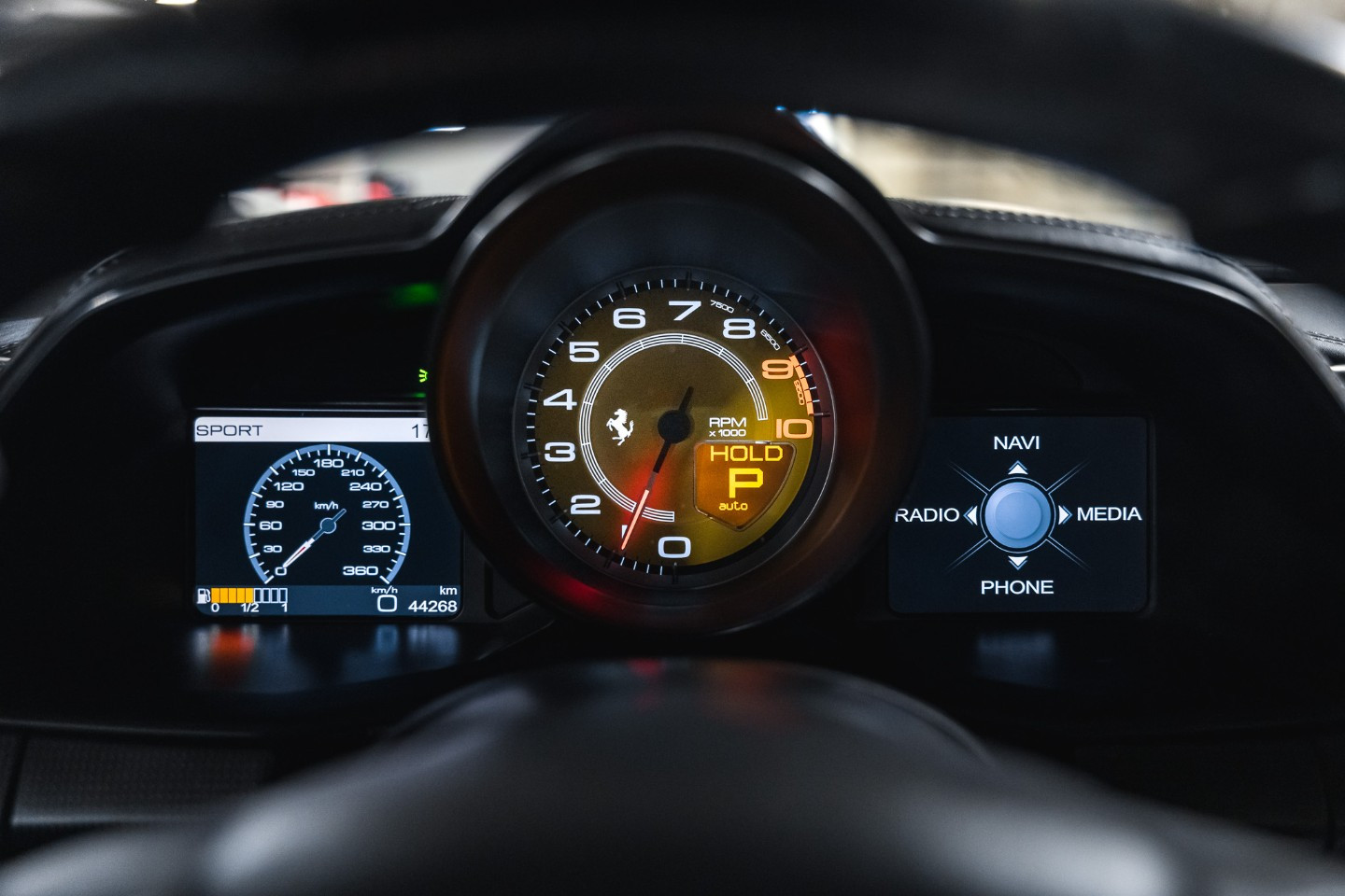 
                                                Voiture
                                                 Ferrari 458 Italia V8 4.5 570