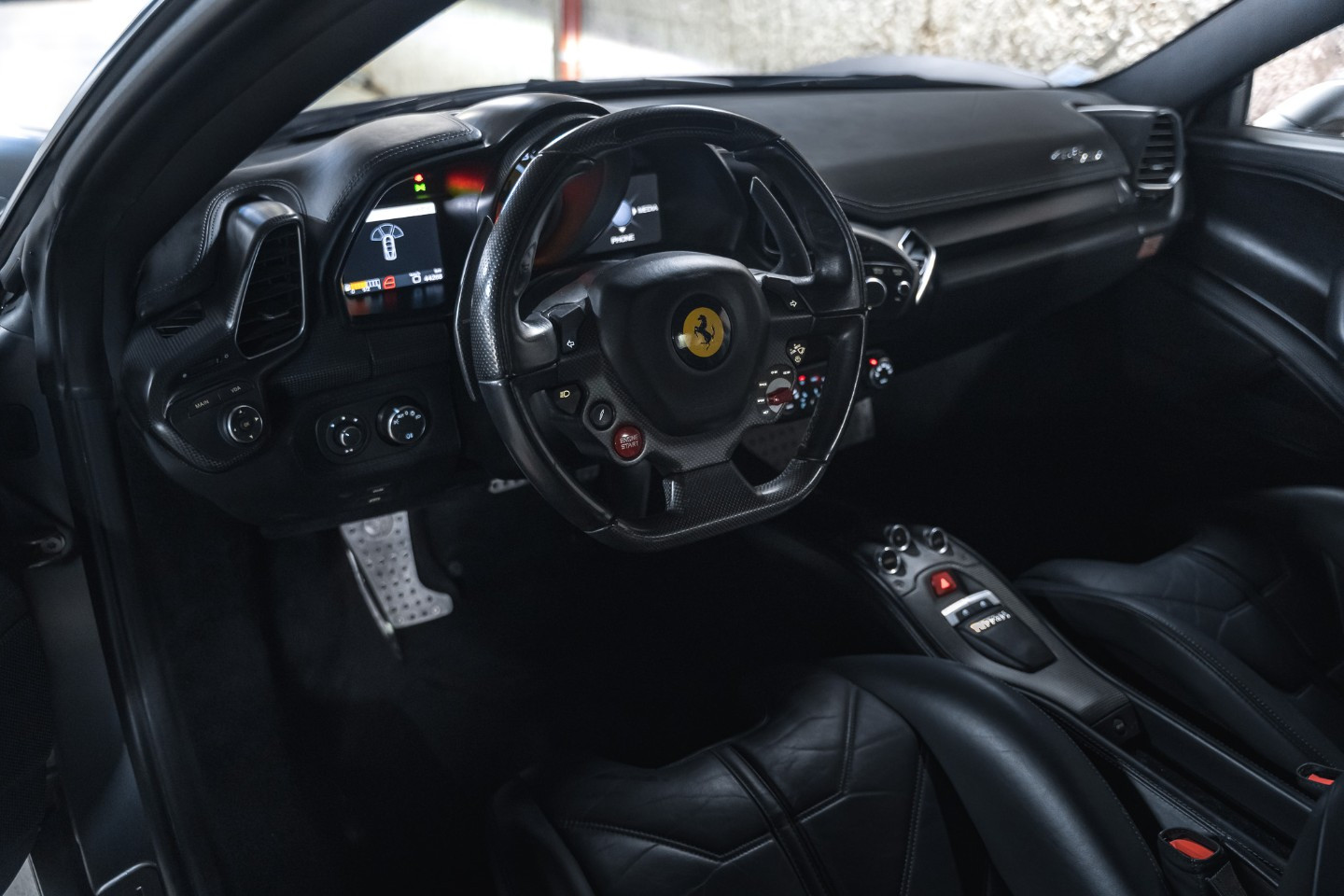 
                                                Voiture
                                                 Ferrari 458 Italia V8 4.5 570