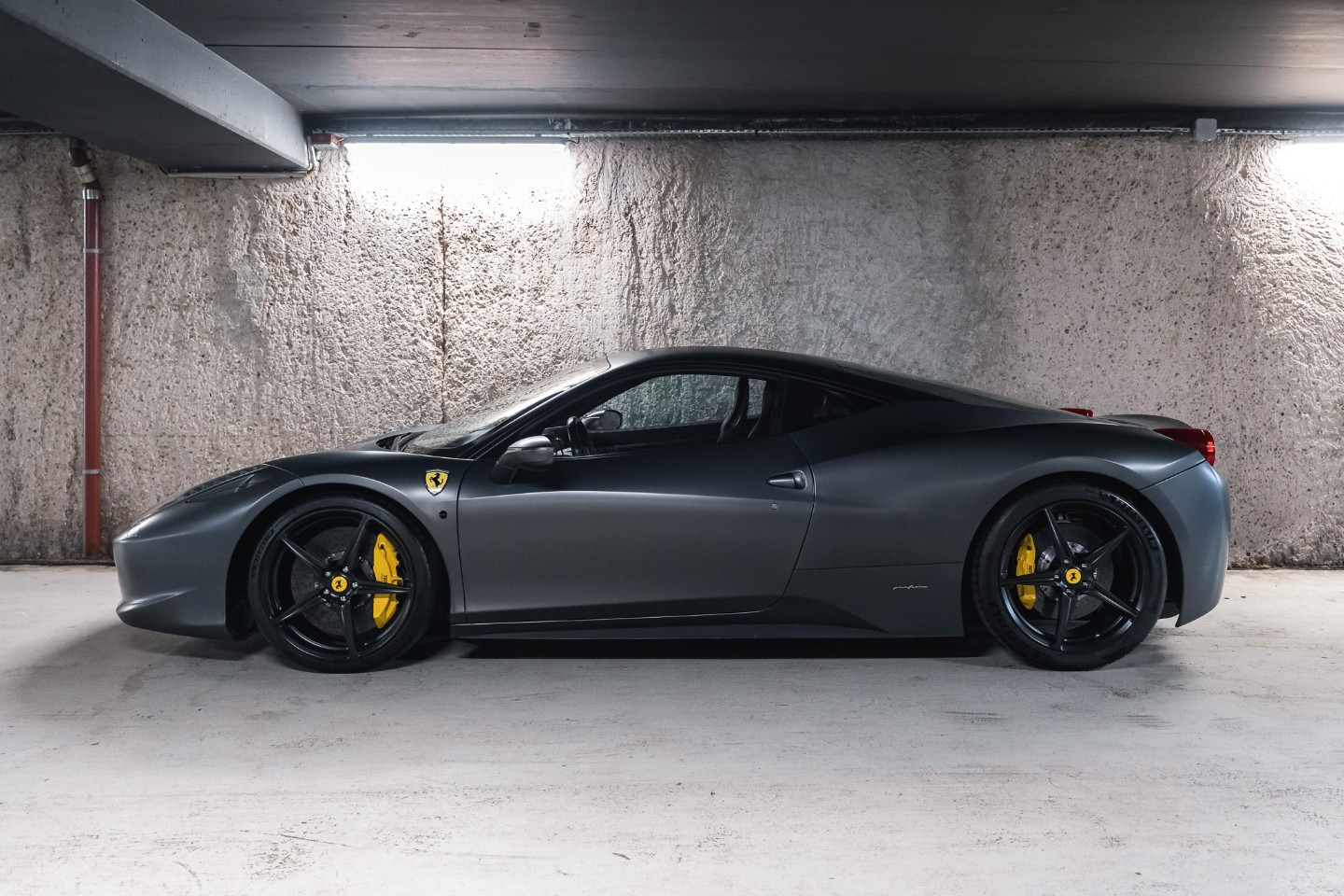 
                                                Voiture
                                                 Ferrari 458 Italia V8 4.5 570