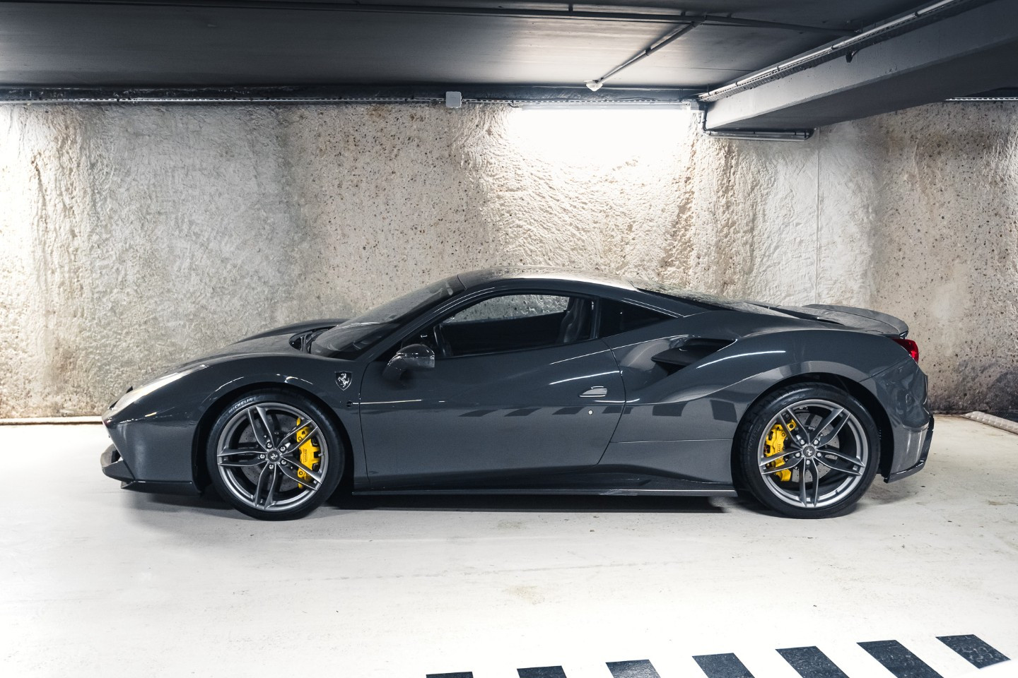 
                                                Voiture
                                                 Ferrari 488 - GTB V8 4.0 670ch Novitec Kit