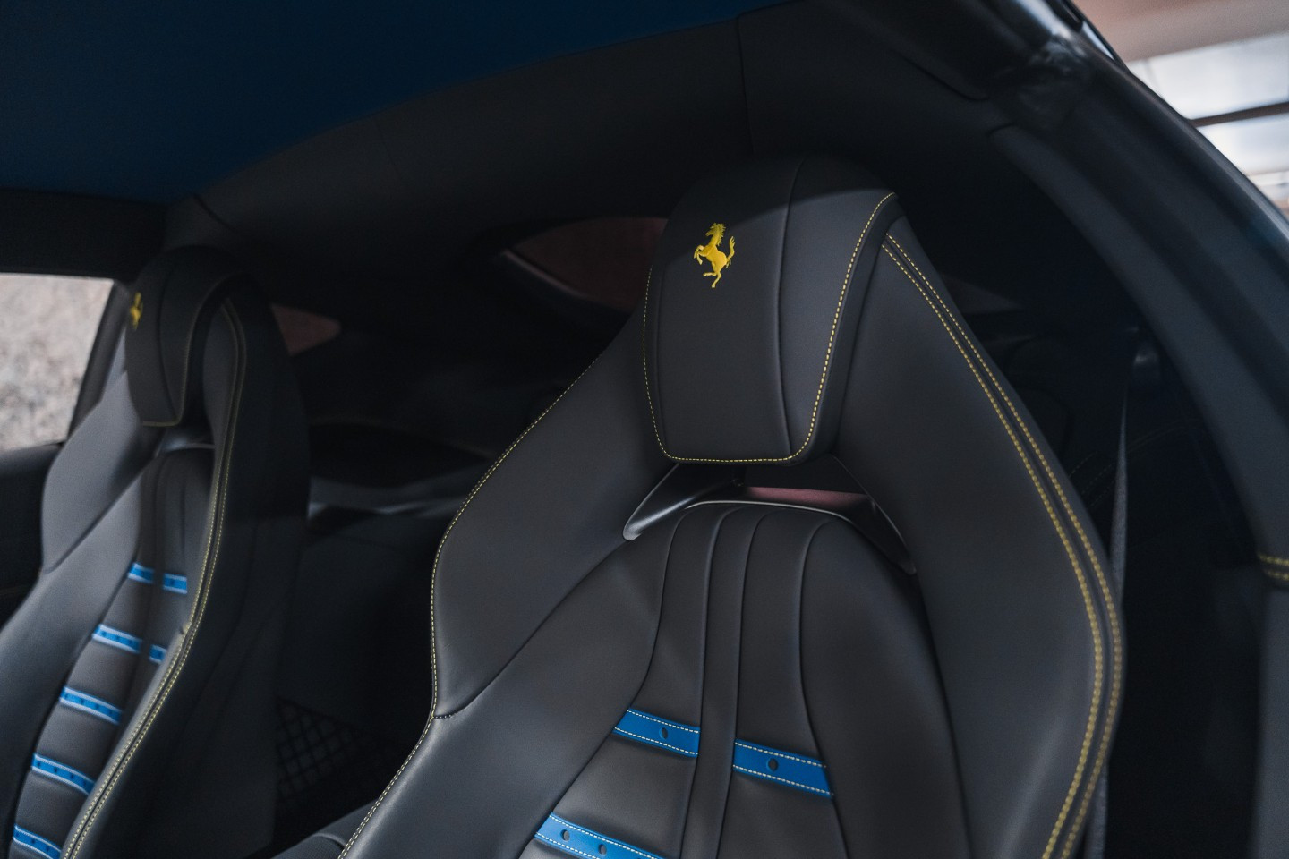 
                                                Voiture
                                                 Ferrari 812 Superfast V12 6.5 800 Finition Atelier