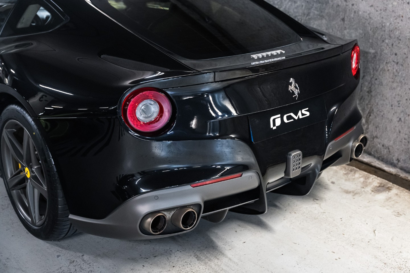 
                                                Voiture
                                                 Ferrari F12 Berlinetta V12 6.0 740