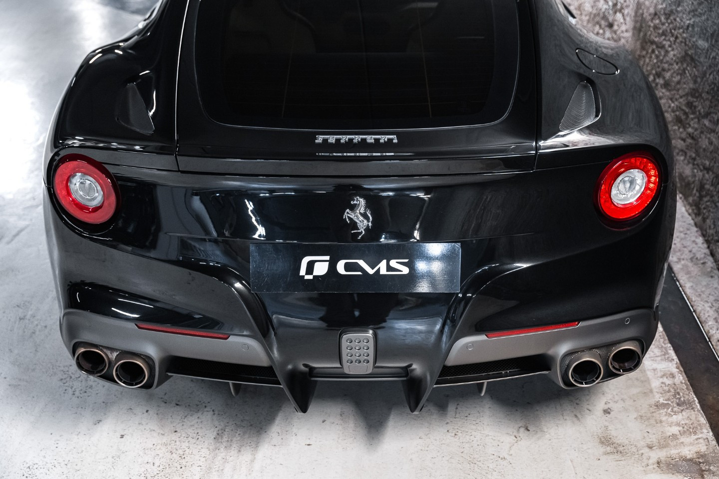 
                                                Voiture
                                                 Ferrari F12 Berlinetta V12 6.0 740