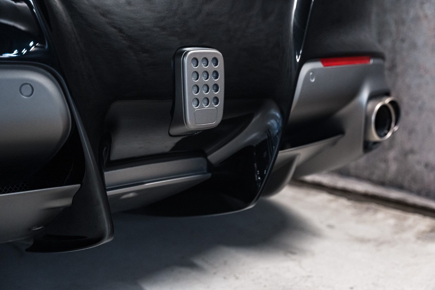 
                                                Voiture
                                                 Ferrari F12 Berlinetta V12 6.0 740