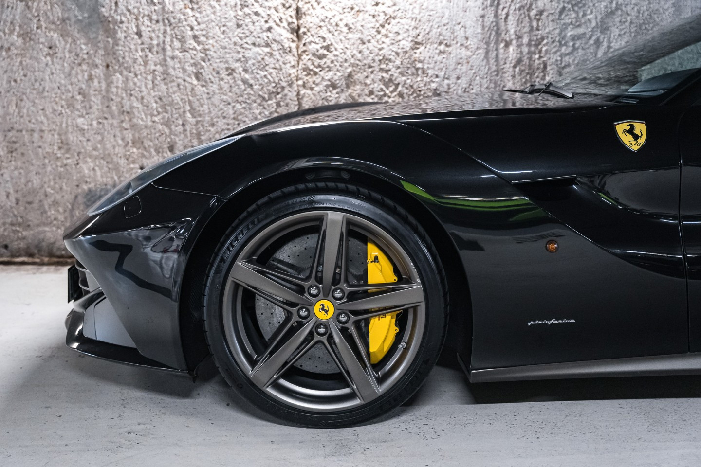 
                                                Voiture
                                                 Ferrari F12 Berlinetta V12 6.0 740